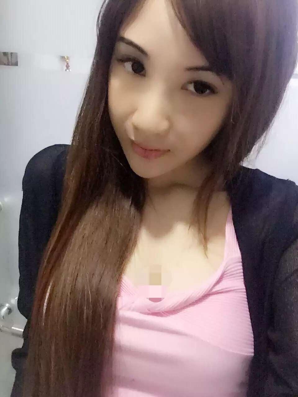 3刷会所式服务的白嫩萌妹